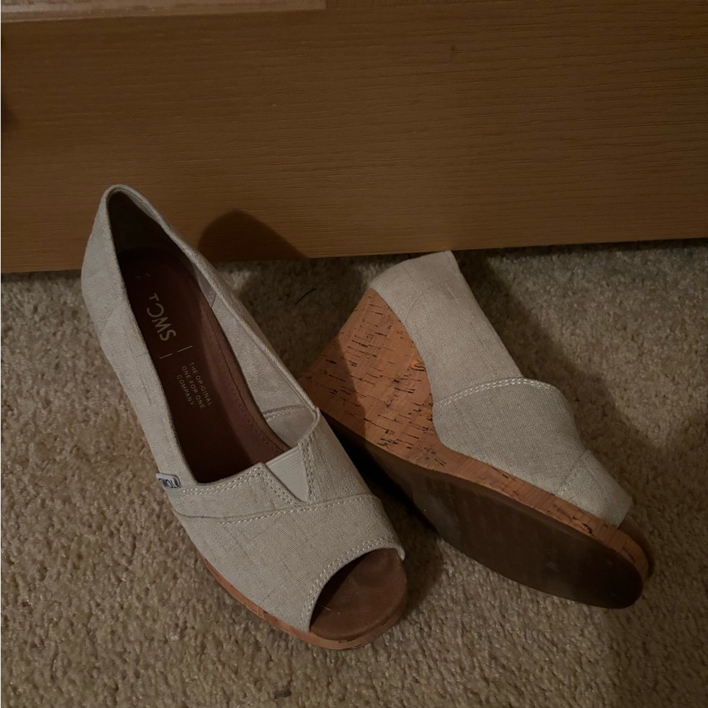 Tom’s size 6.5
